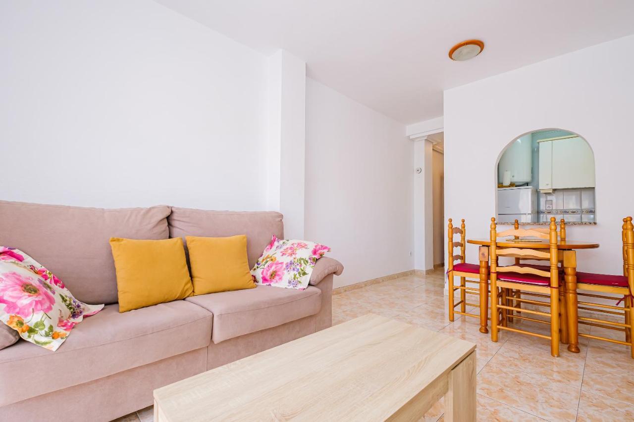 Piso 2 Dormitorios, Equipado, 5 Min Playa Del Cura 또레비에하 외부 사진